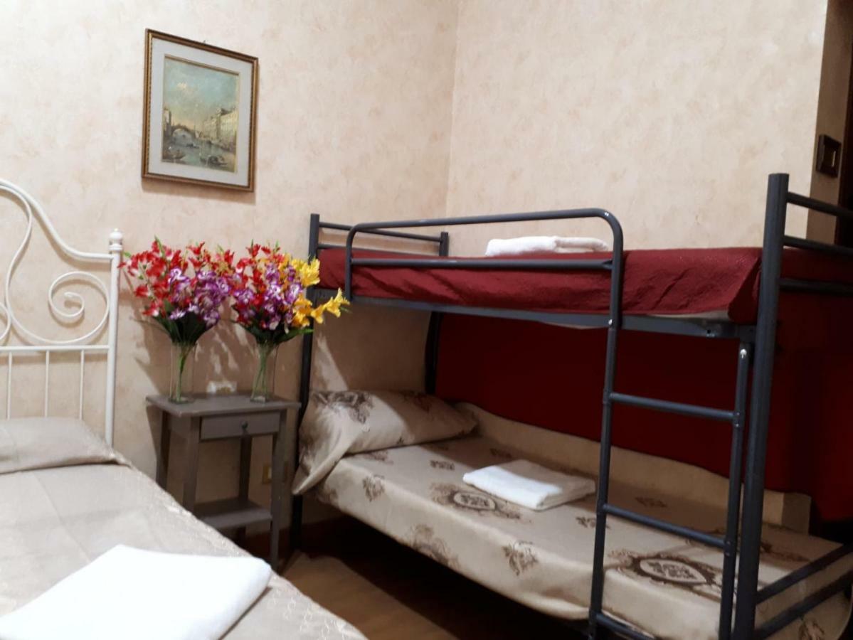 Botel Inn Roma Dış mekan fotoğraf